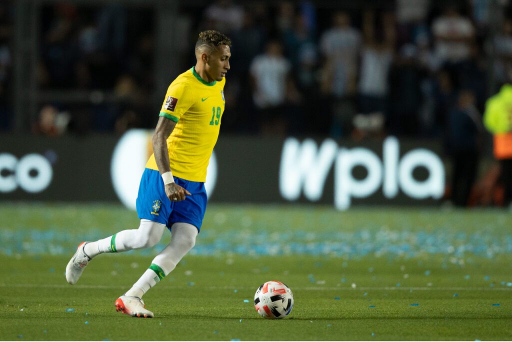 Atacante Rafinha na Seleção Brasileira em 2021