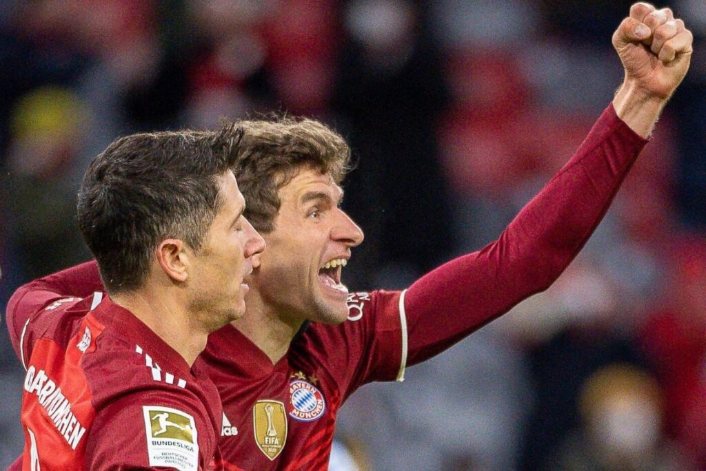 Muller e Lewandowski, do Bayern de Munique