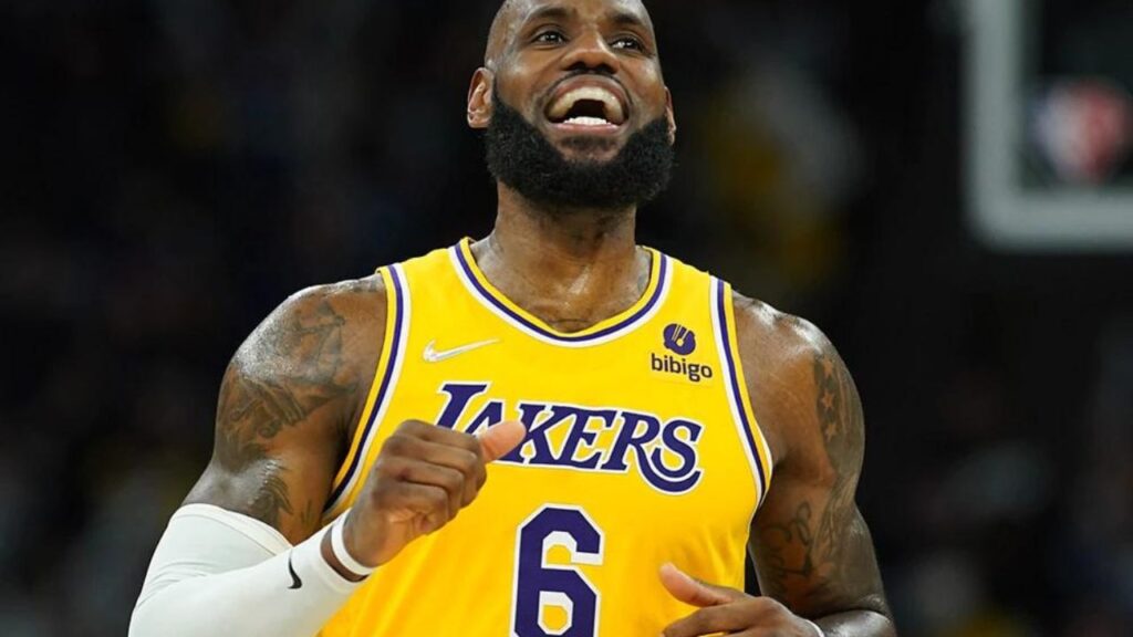 LeBron James - Lakers