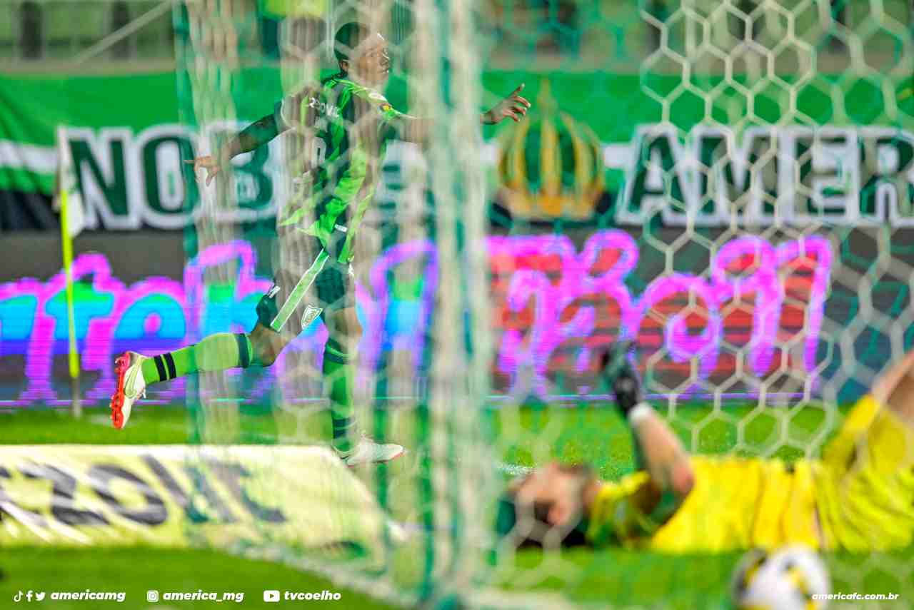 América-MG bate o Corinthians e põe fim a tabus ante o rival no Brasileirão