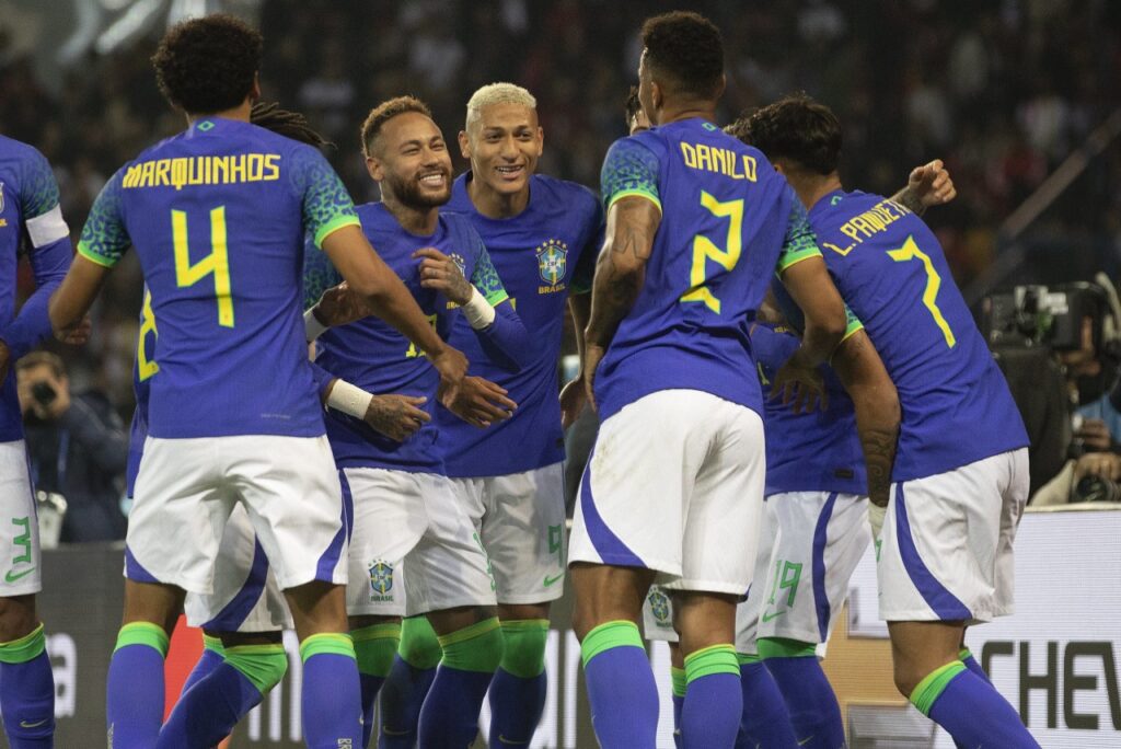 Brasil goleia Tunísia em último teste antes da Copa do Mundo 2022
