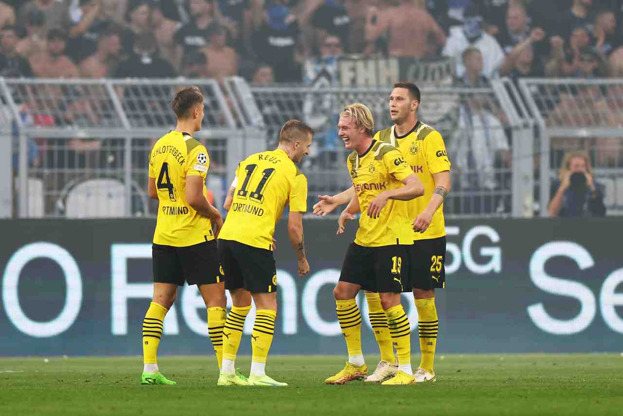 Borussia Dortmund goleia Copenhagen em estreia na Champions League