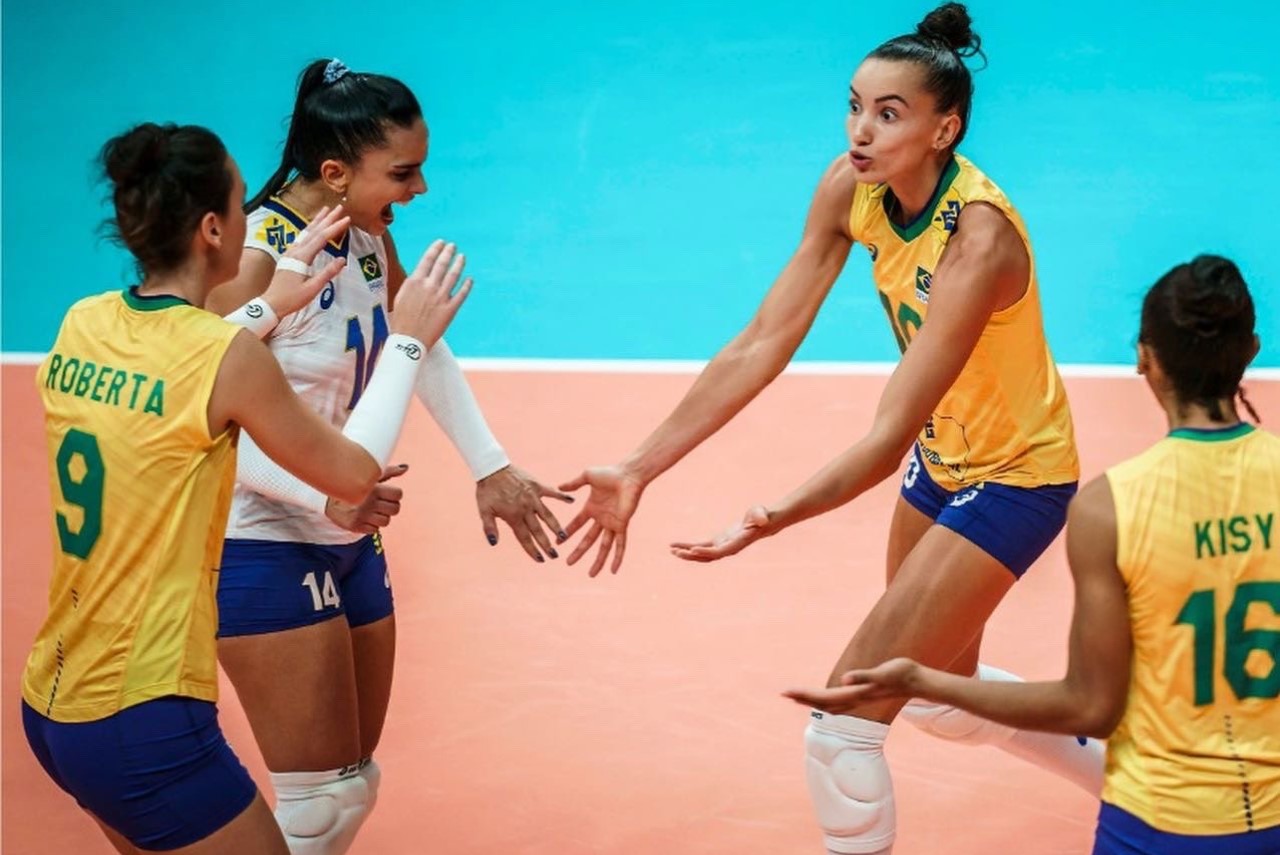 Brasil assume 1º lugar no ranking mundial de vôlei feminino