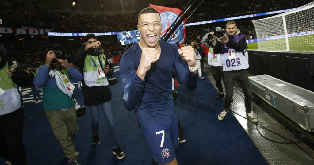 Mbappé capitão da França: Deschamps anunciou que o jogador vestirá a braçadeira no próximo ciclo. Foto: Divulgação