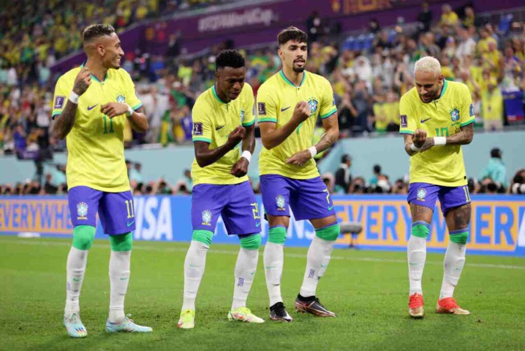 Richarlison, Vinicius Junior, Lucas Paquetá e Naymer comemoral gol da Seleção Brasileira contra a Coreia do Sul na Copa do Mundo 2022