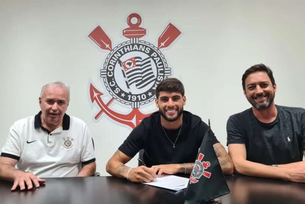 Corinthians compra Yuri Alberto, que comemora: "Minha vontade sempre foi ficar"