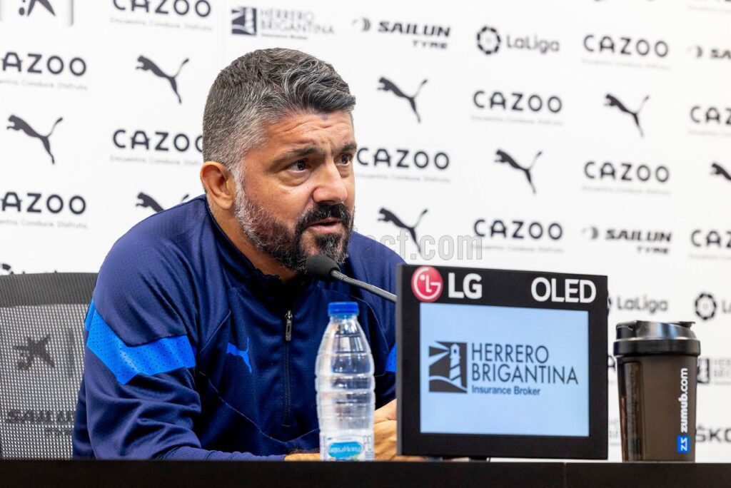 Técnico Genaro Gattuso, demitido do Valencia, em coletiva de imprensa