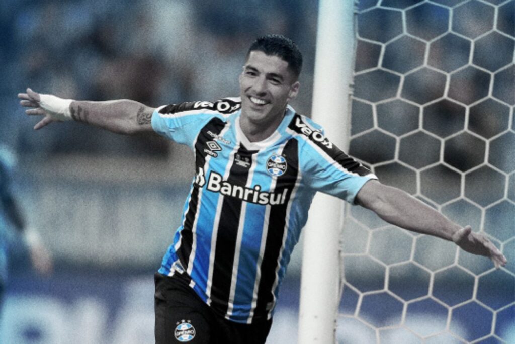 Luisito Suárez estreia com hat-trick pelo Grêmio