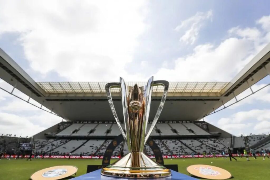 Taça da Supercopa Feminina em 2021