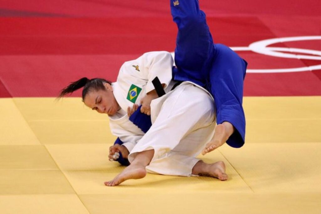 Judoca Maria Portela em luta nos Jogos Olímpicos de Tóquio, em 2021