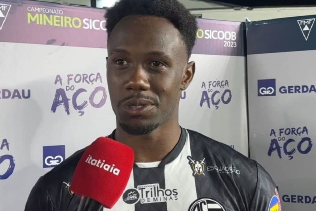 Vasco busca David Braga: Atacante David Braga, do Athletic Club, concede entrevista pós-jogo