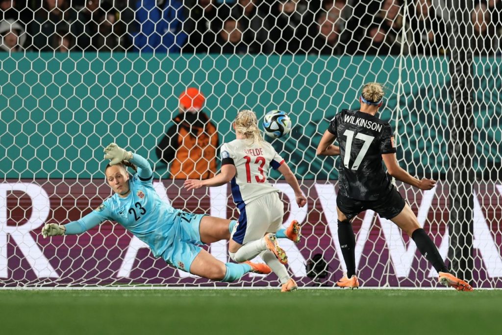 Gol da Nova Zelândia no jogo contra a Noruega na Copa do Mundo Feminina