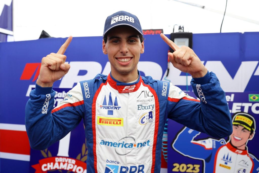 Gabriel Bortoleto comemora título da Fórmula 3 no GP da Itália