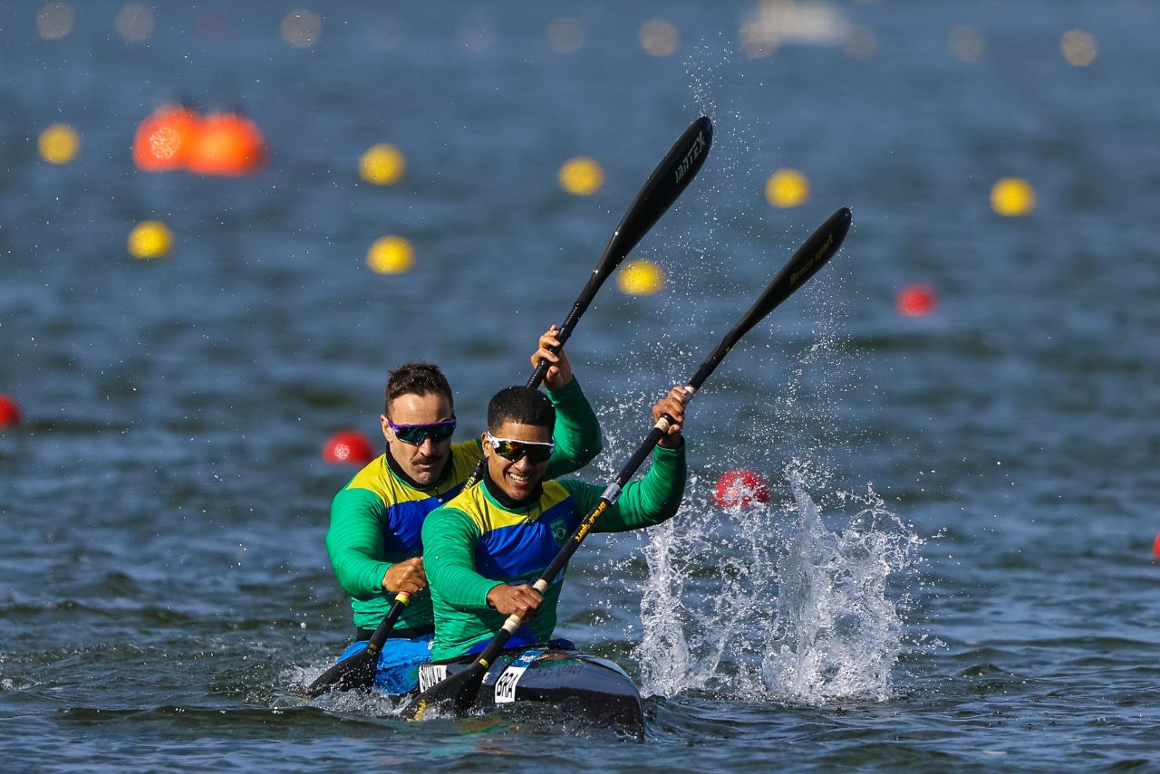 Brasil garante ouros no tênis e na canoagem slalom do Pan de