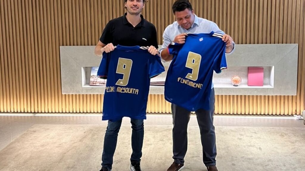 Ronaldo Fenômeno comprou o Cruzeiro