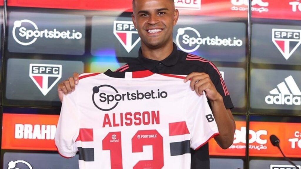 Alisson_meiaatacante