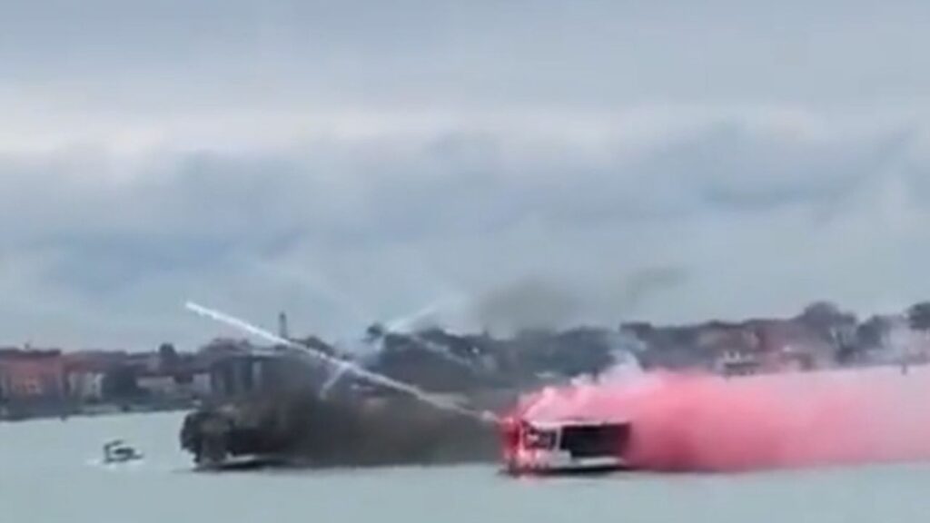 Ultras_Milan_Venezia