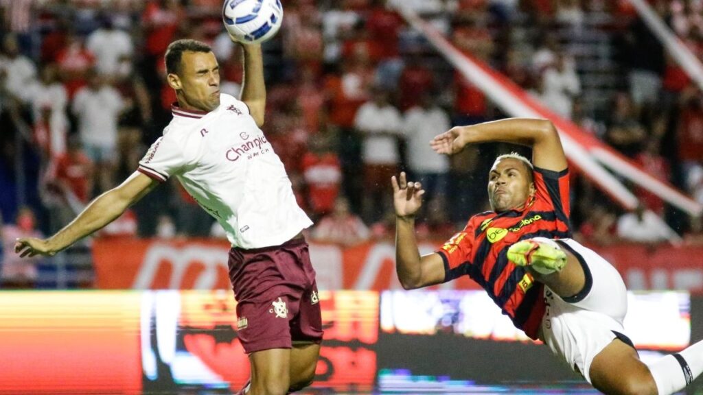 Gilvan, CRB, e Mikael, Sport