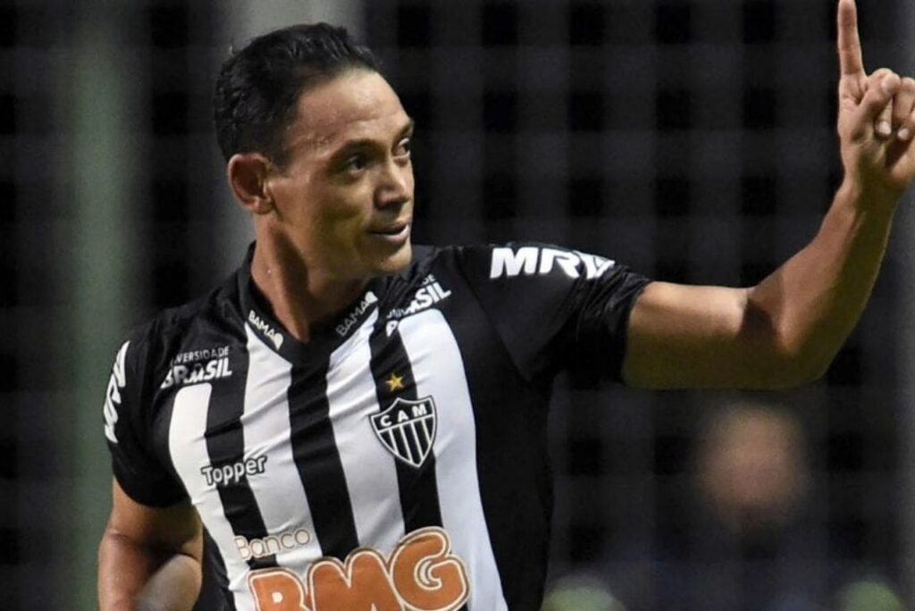 Ricardo Oliveira, Atlético-MG (São Caetano)