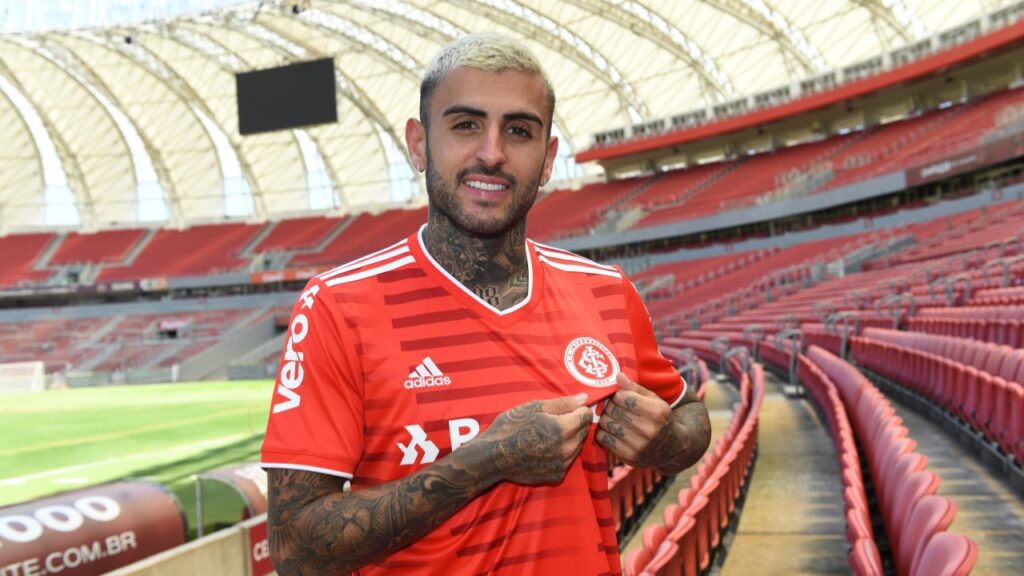 Liziero, volante do Internacional