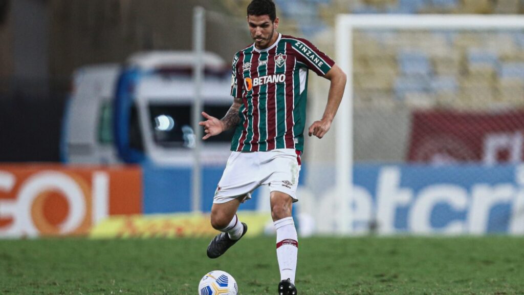 Nino pode estar de saída do Fluminense
