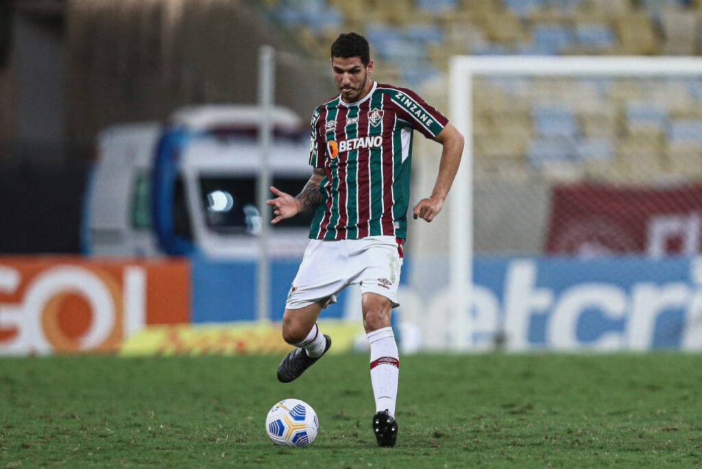 Nino pode estar de saída do Fluminense