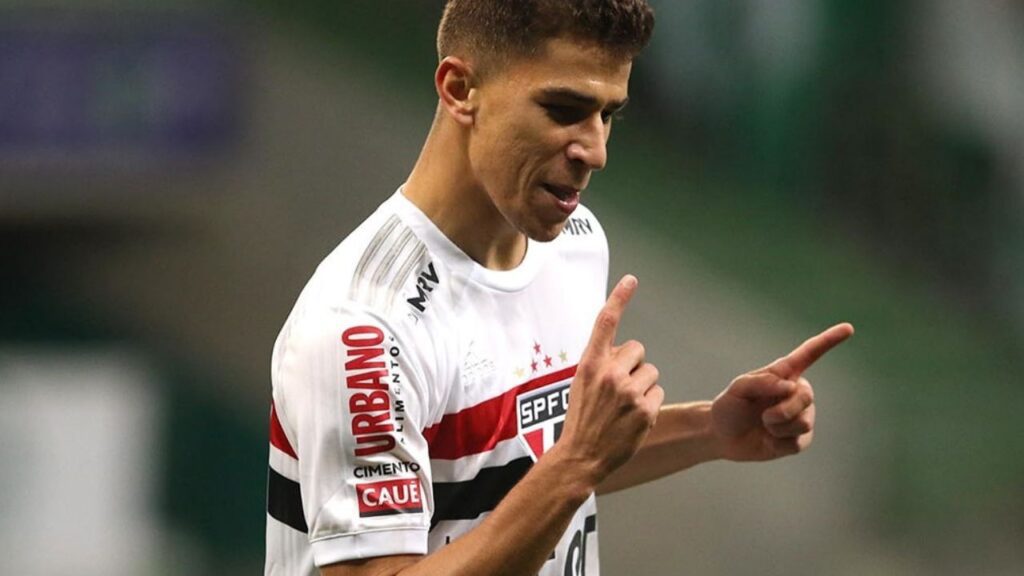 Vitor Bueno, São Paulo (Botafogo)