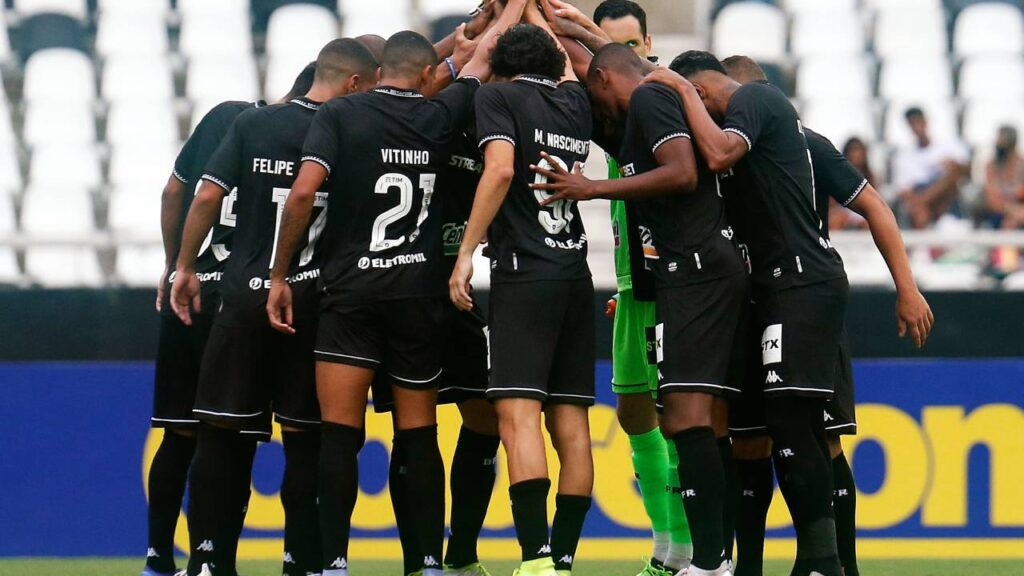 Lance de Botafogo x Madureira, no Cariocão 2023