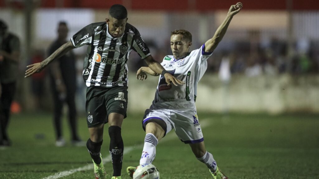 Atlético-MG x URT