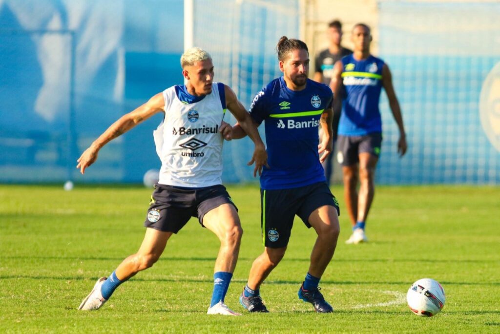 Benítez, meia do Grêmio