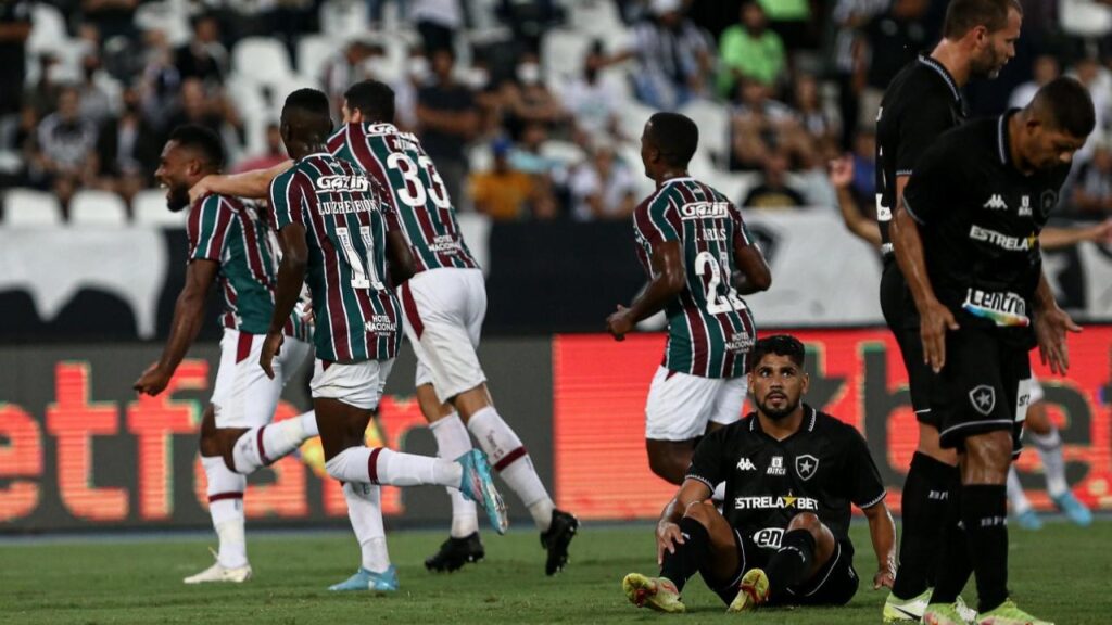 Fluminense vence Botafogo pelo Carioca
