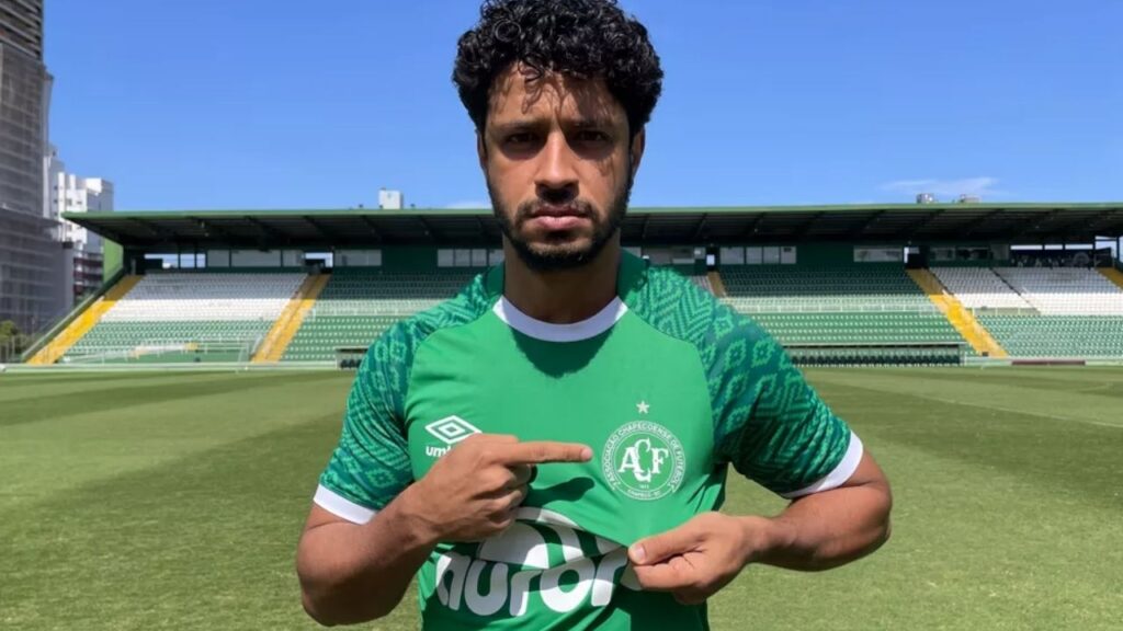 Léo, Chapecoense