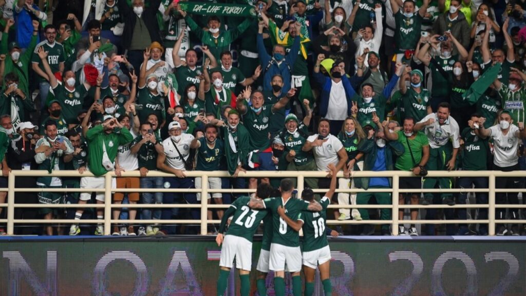 Torcida do Palmeiras em Abu Dhabi