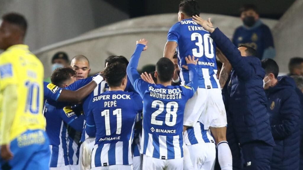 Porto enfrenta Sporting pelo Campeonato Português