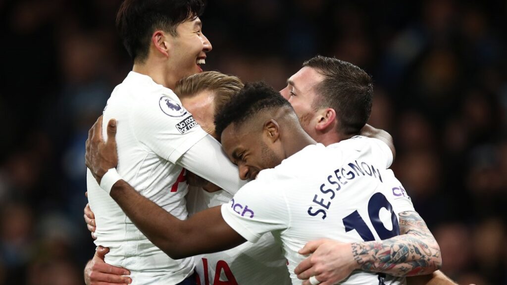 Tottenham encara o Burnley pela Premier League