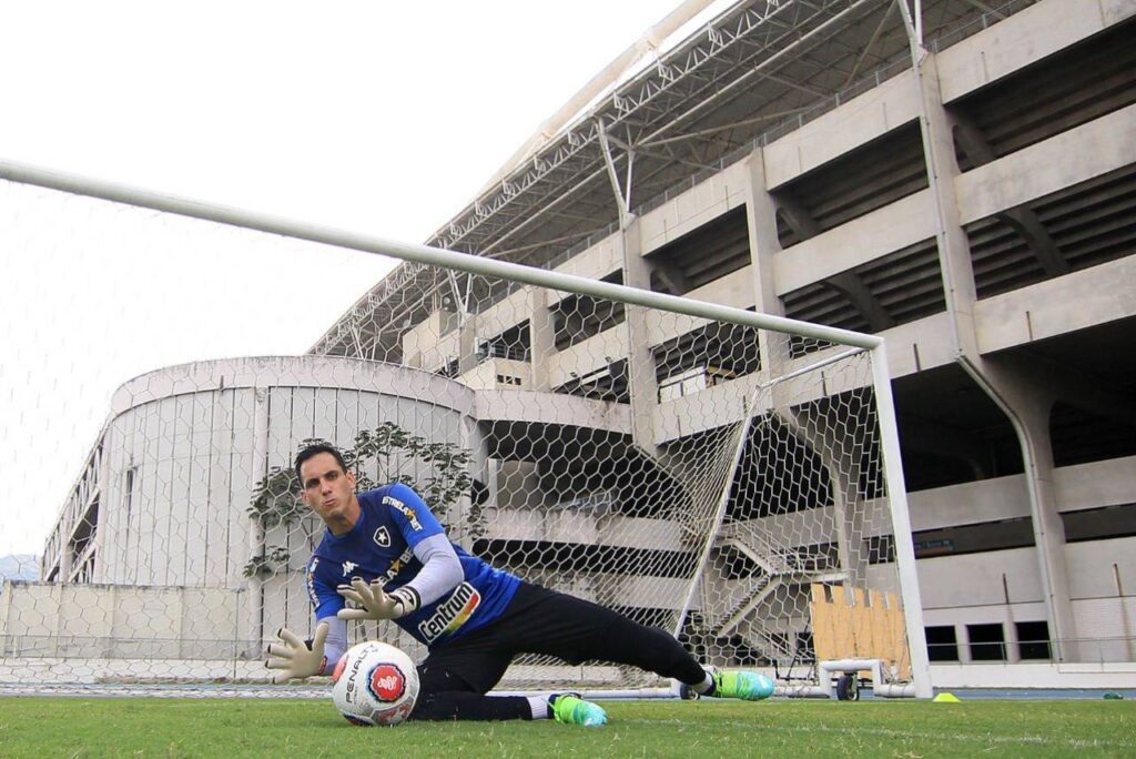 Goleiro Gatito Fernández, do Botafogo