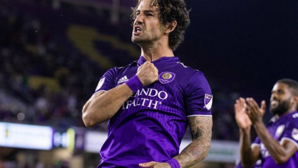Pato deve voltar ao São Paulo: Atacante Alexandre Pato comemora gol pelo Orlando City