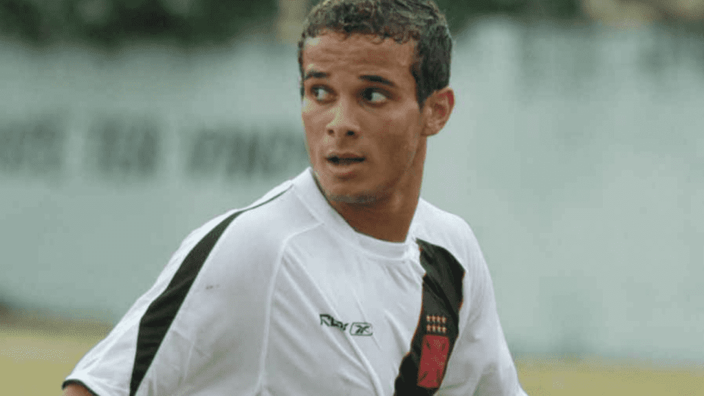 ASA contrata Morais, ex-meia de Vasco e Corinthians