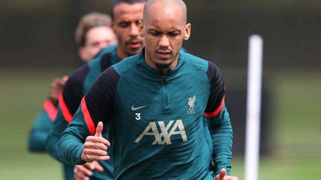 Fabinho treina e deve reforçar Liverpool na final da Champions League