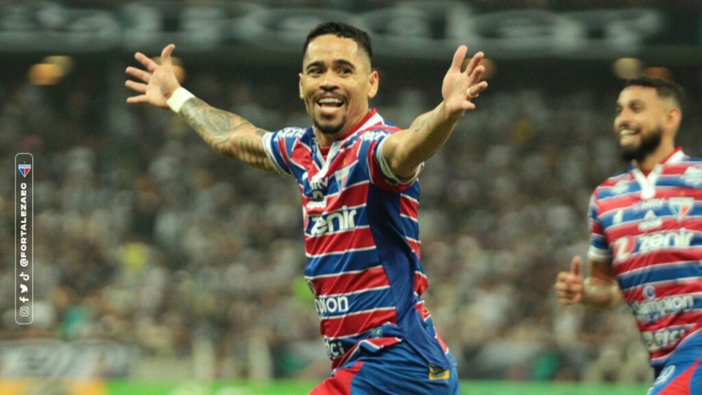 Pikachu marca duas vezes na vitória do Fortaleza sobre o Ceará pela Copa do Brasil