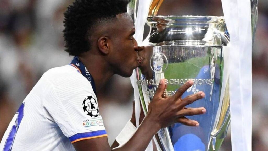 Real Madrid encaminha renovação do brasileiro Vini Jr até 2026