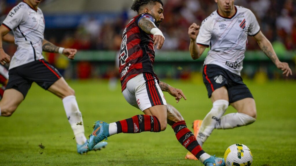 Saiba onde assistir Vélez Sarsfield e Flamengo, pela semifinal da Libertadores