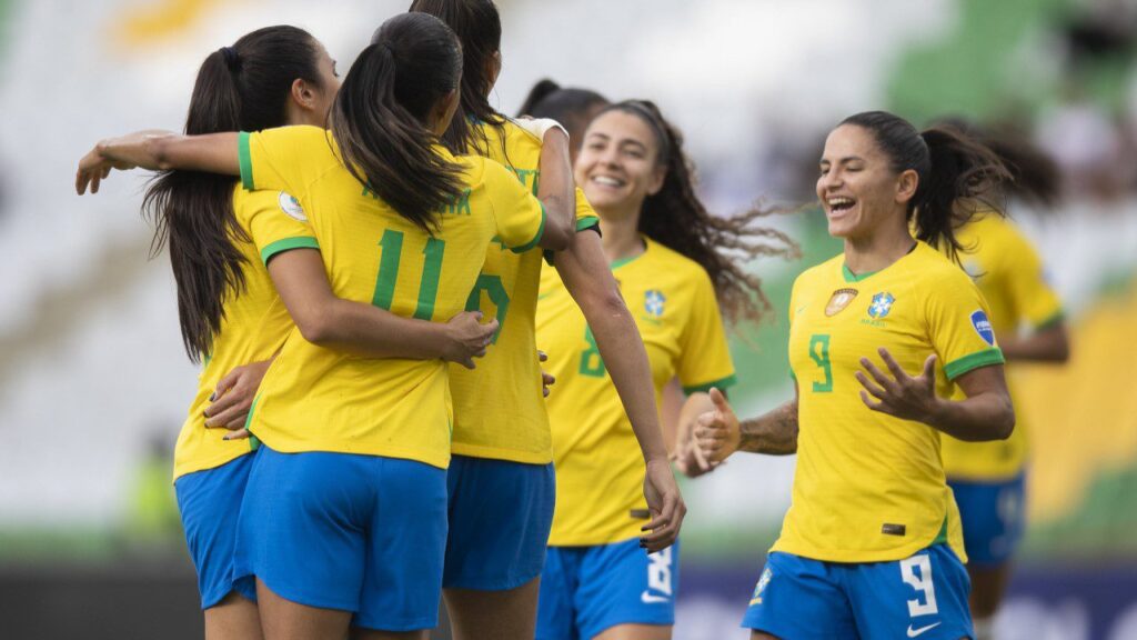 Lula quer sediar Mundial Feminino no Brasil.