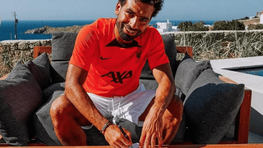 Liverpool anuncia renovação de Salah