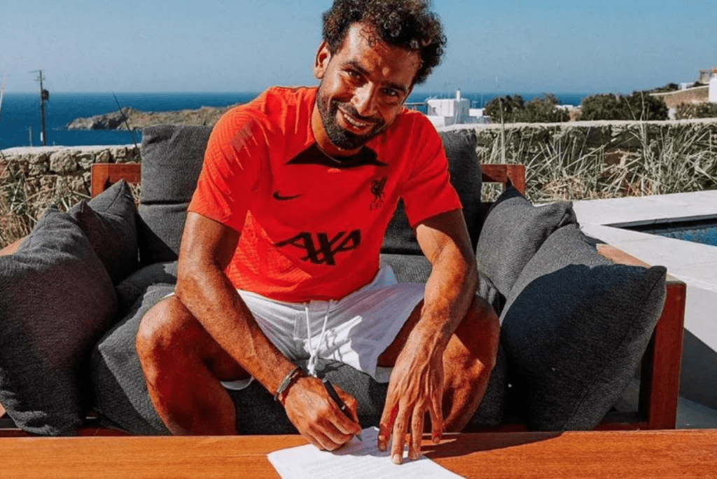 Liverpool anuncia renovação de Salah