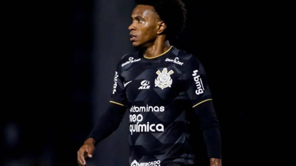 Após rescindir com o Corinthians, Willian define futuro e volta para a Premier League