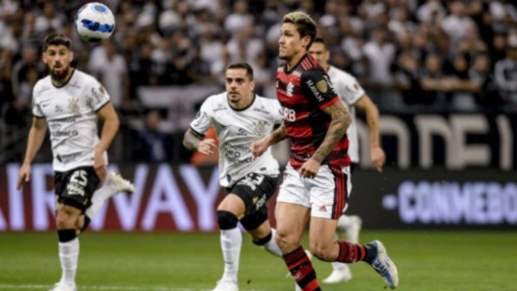Flamengo recebe o Corinthians pela Libertadores Foto: Divulgação