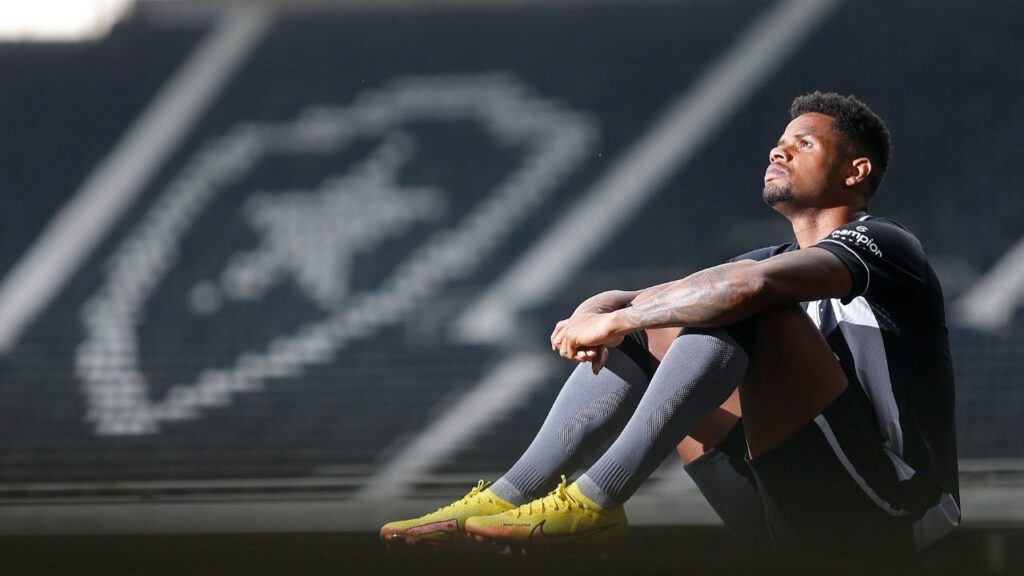 Júnior Santos, novo atacante do Botafogo