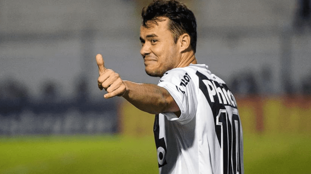 Meia Renato Cajá pela Ponte Preta em 2018