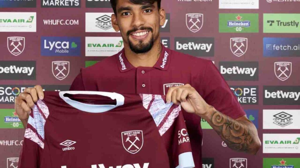 West Ham anuncia contratação de meio-campista da Seleção Brasileira